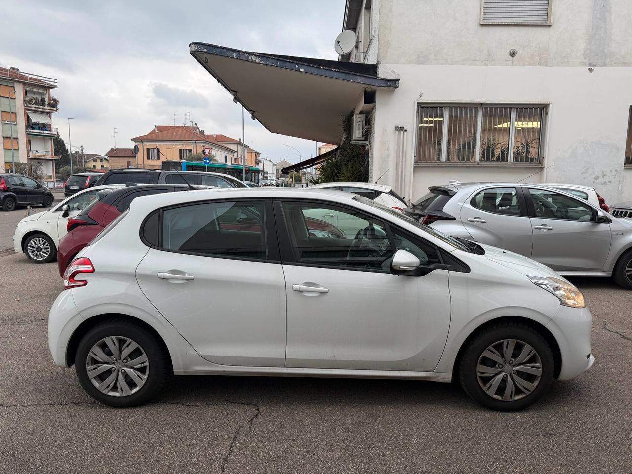 Peugeot 208 PureTech Access 5p. NEOPATENTATI