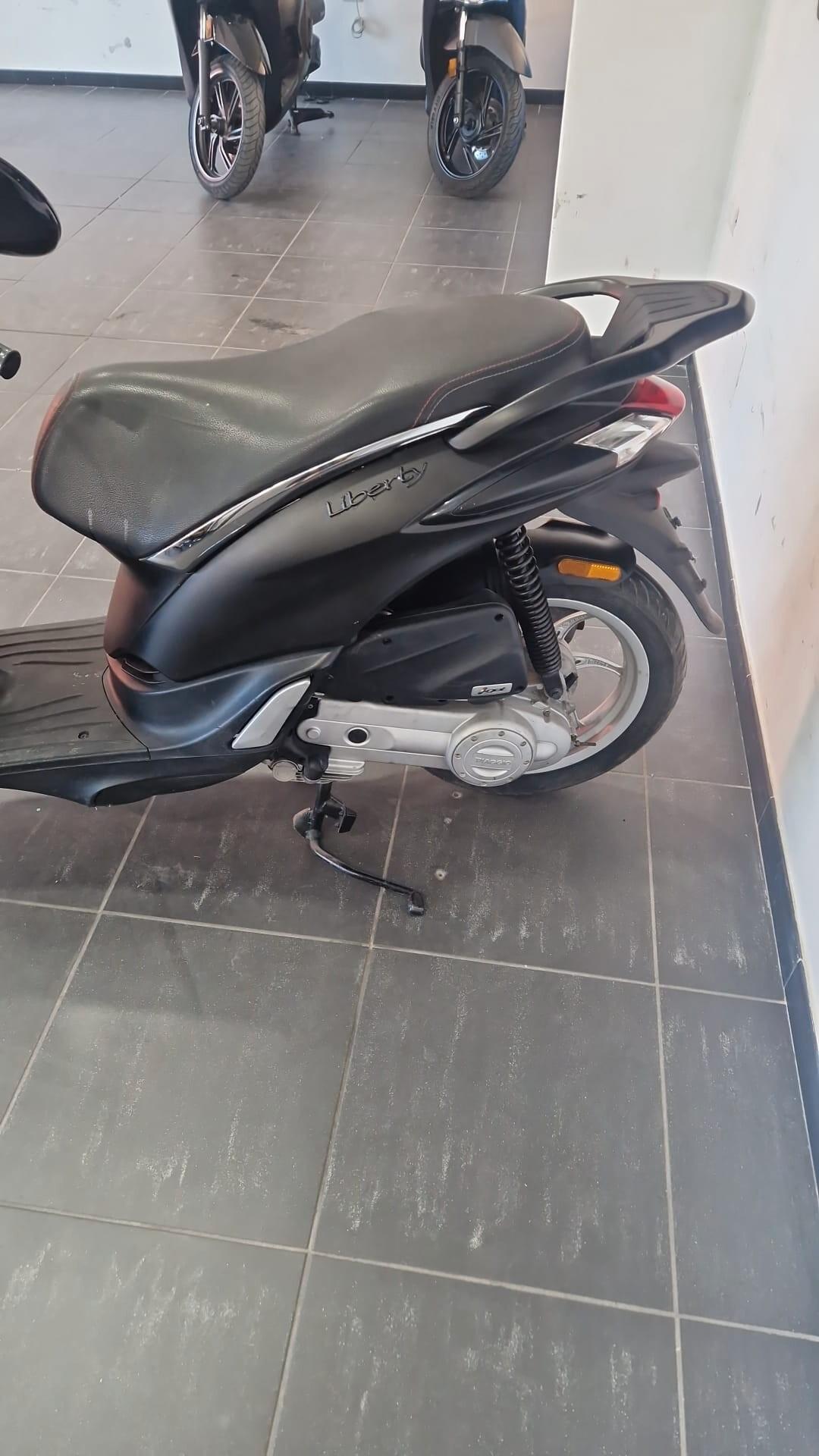 Piaggio Liberty 50 BASE