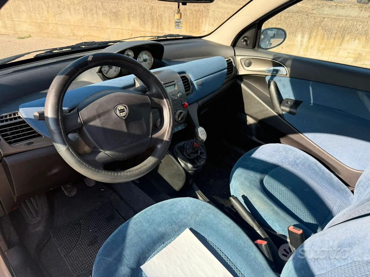 Lancia Ypsilon 1.2 TOP