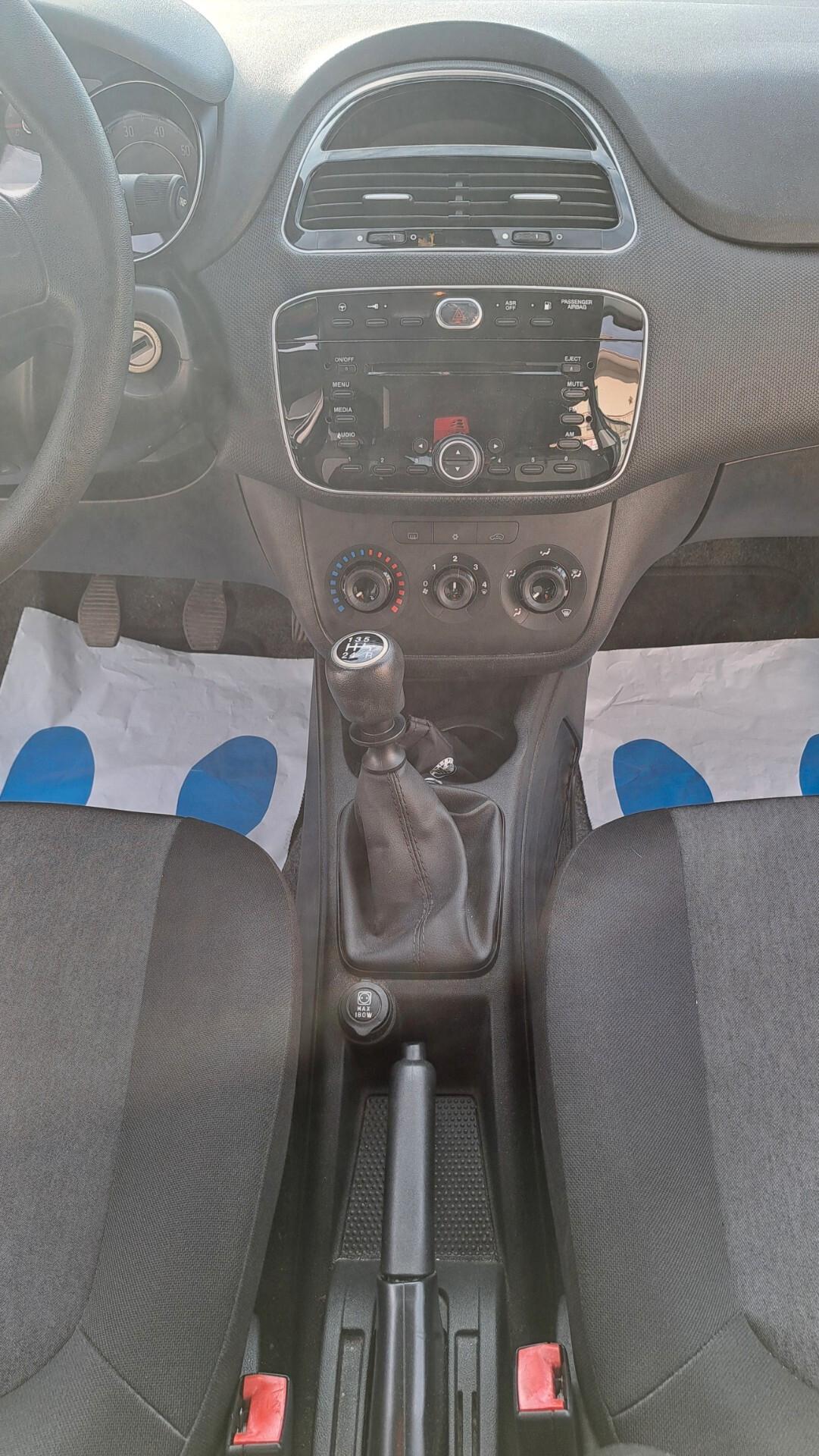 Fiat Punto 1.4 8V 5 porte Easypower Lounge OK NEO PATENTATI