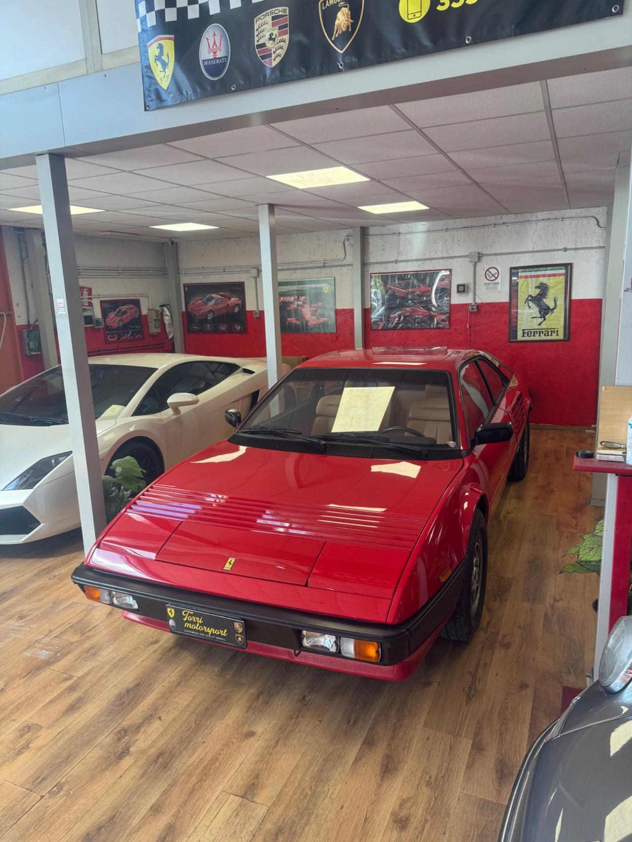 Ferrari Mondial 3.0 Quattrovalvole Da vetrina PERMUTE