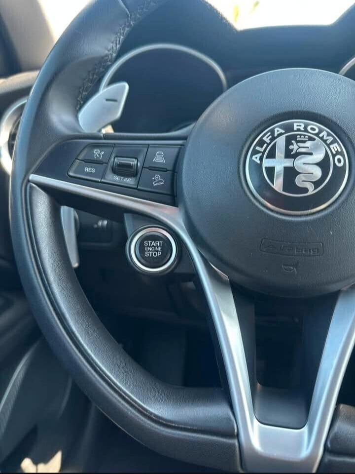 Alfa Romeo Stelvio 2.2 Turbodiesel 190 CV AT8 RWD Business 2018