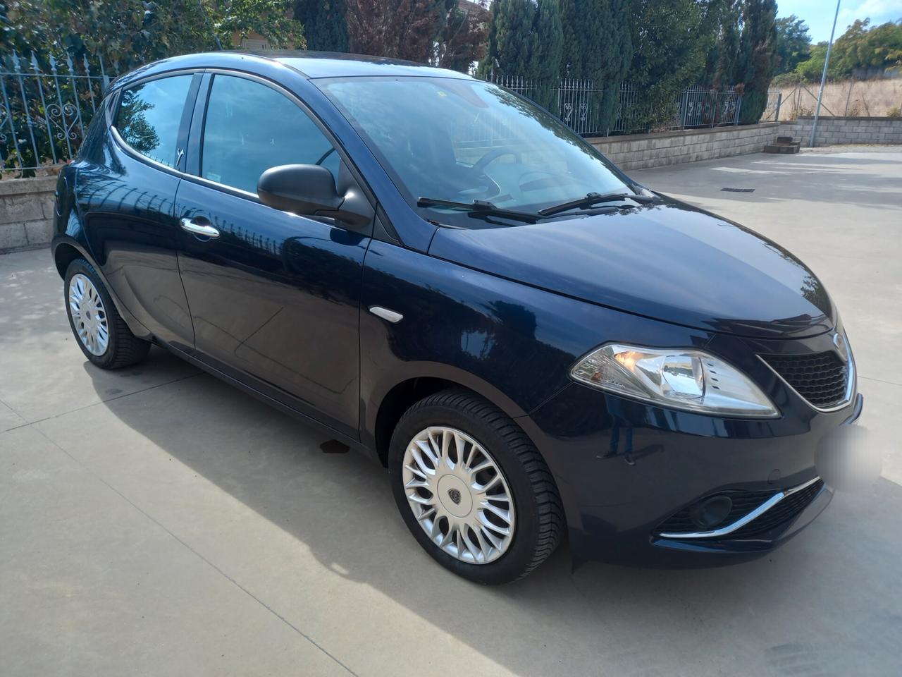Lancia Ypsilon 1.2 69 CV