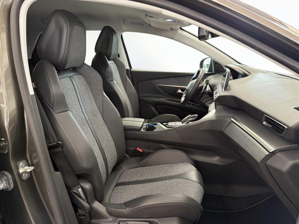 Peugeot 3008 1.2 PureTech Turbo Allure EAT