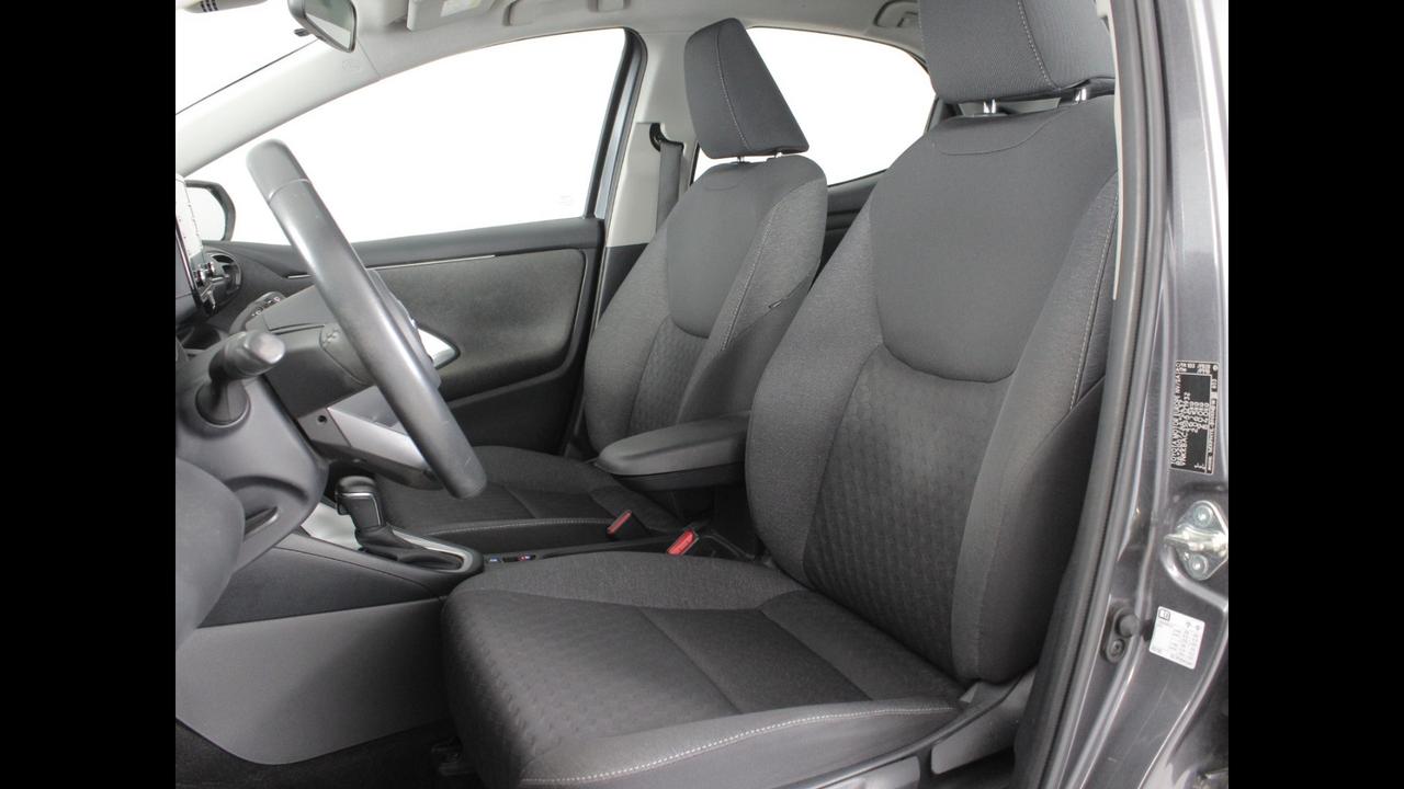 TOYOTA Yaris IV 2020 - Yaris 1.5h Trend