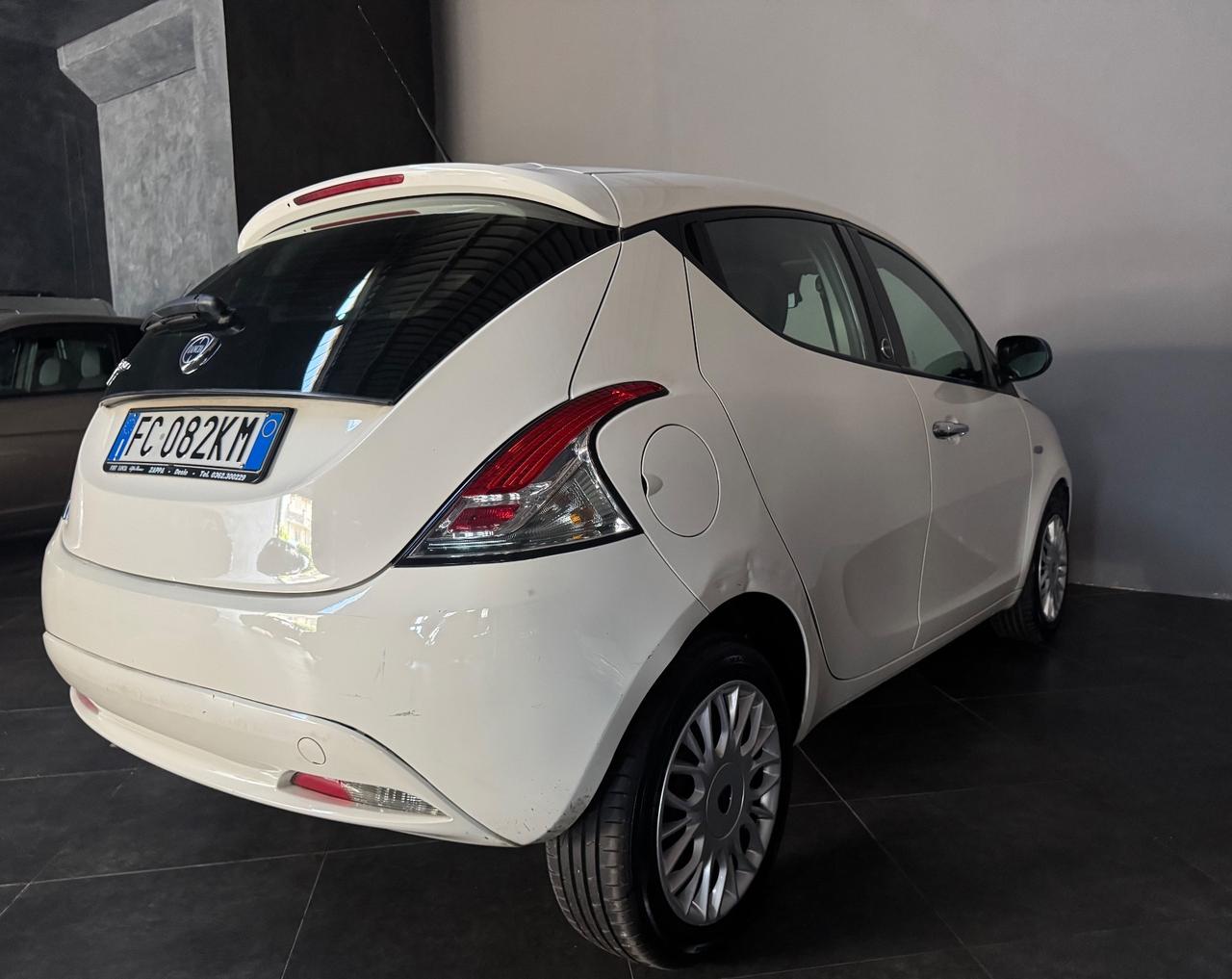 Lancia Ypsilon 1.2 69 CV 5 porte GPL Ecochic Mya