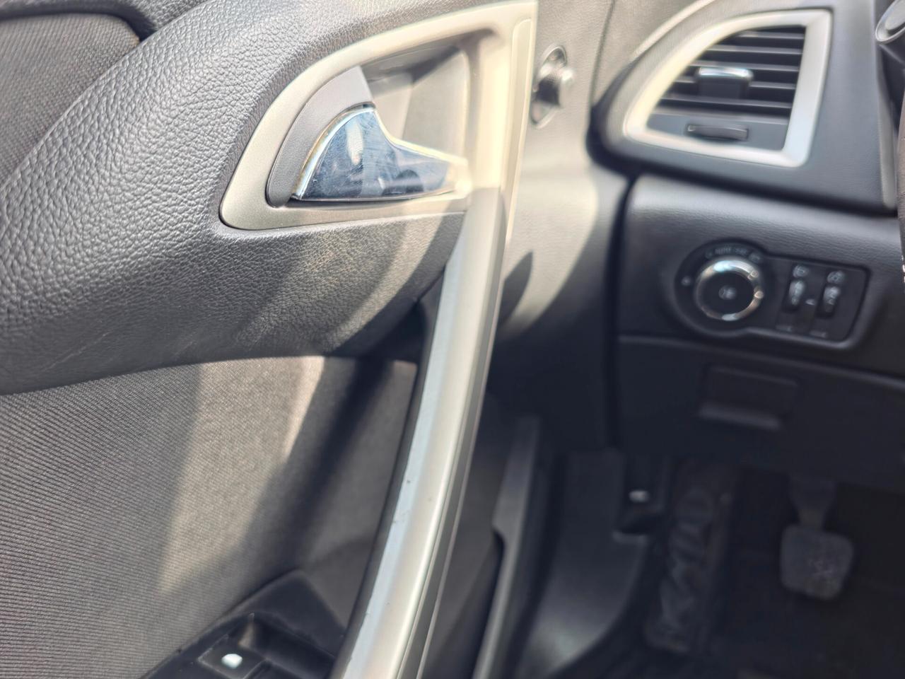 Opel Astra 1.7 CDTI 110CV 5 porte Cosmo 2011-E5 Manuale NEO