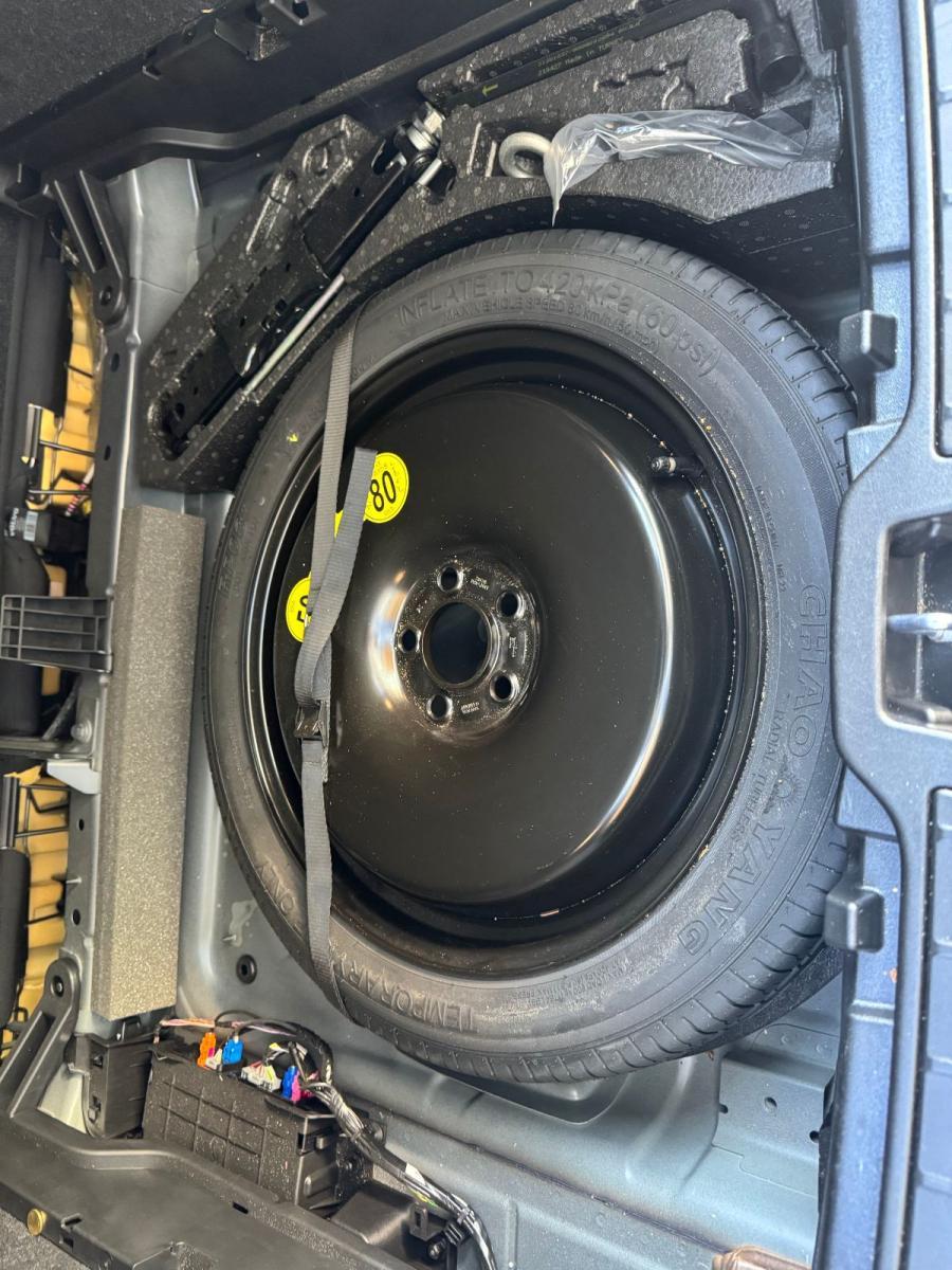 VOLVO - XC40 - T2 Momentum Pro