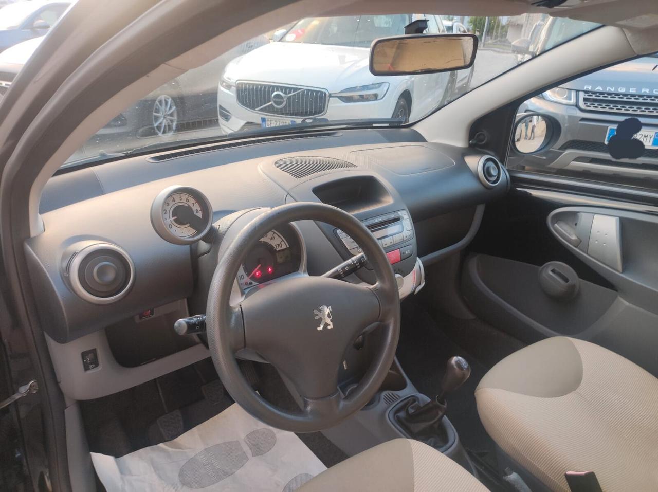 Peugeot 107 1.0 68CV 3p. Sweet Years