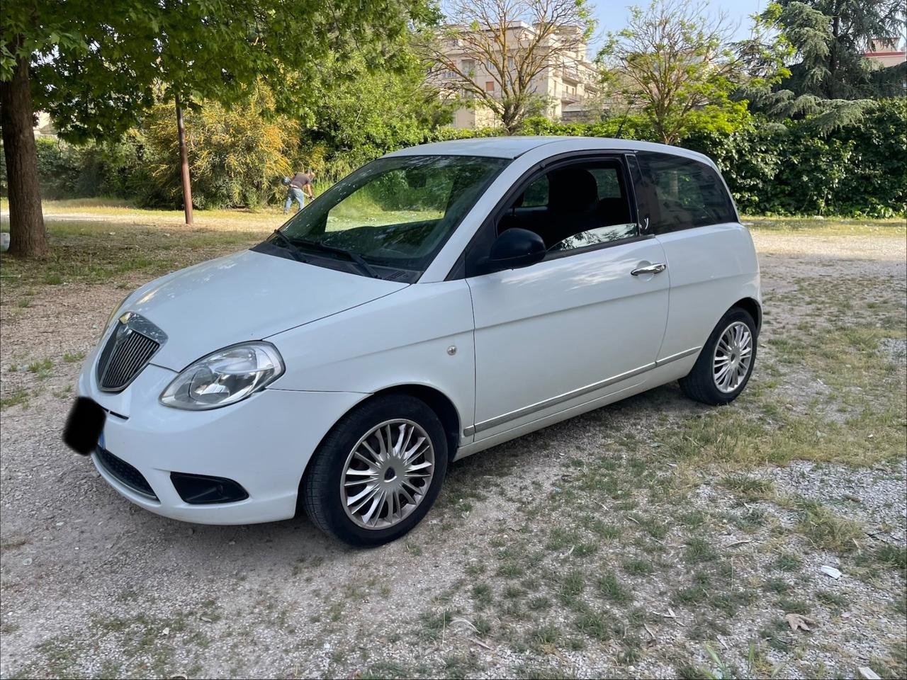 Lancia Ypsilon 1.2 Platino