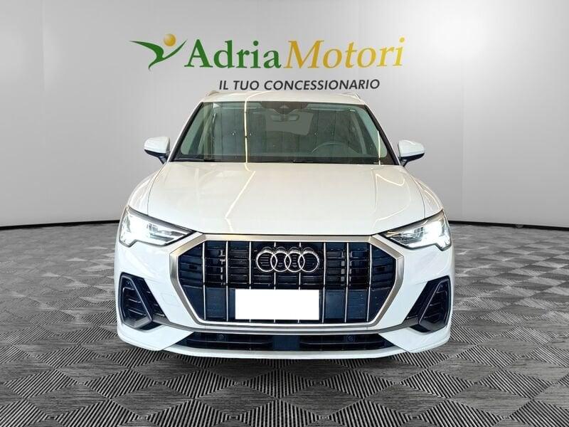 Audi Q3 45 TFSI e S tronic S Line Edition