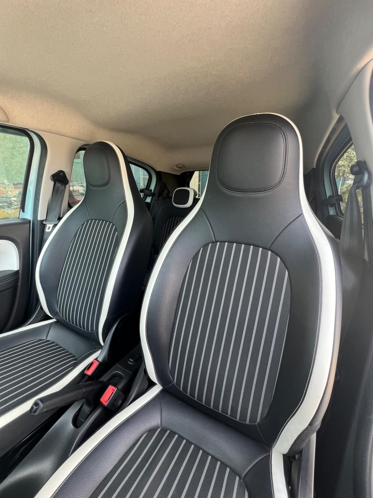Renault Twingo Electric Intens 42CV RWD