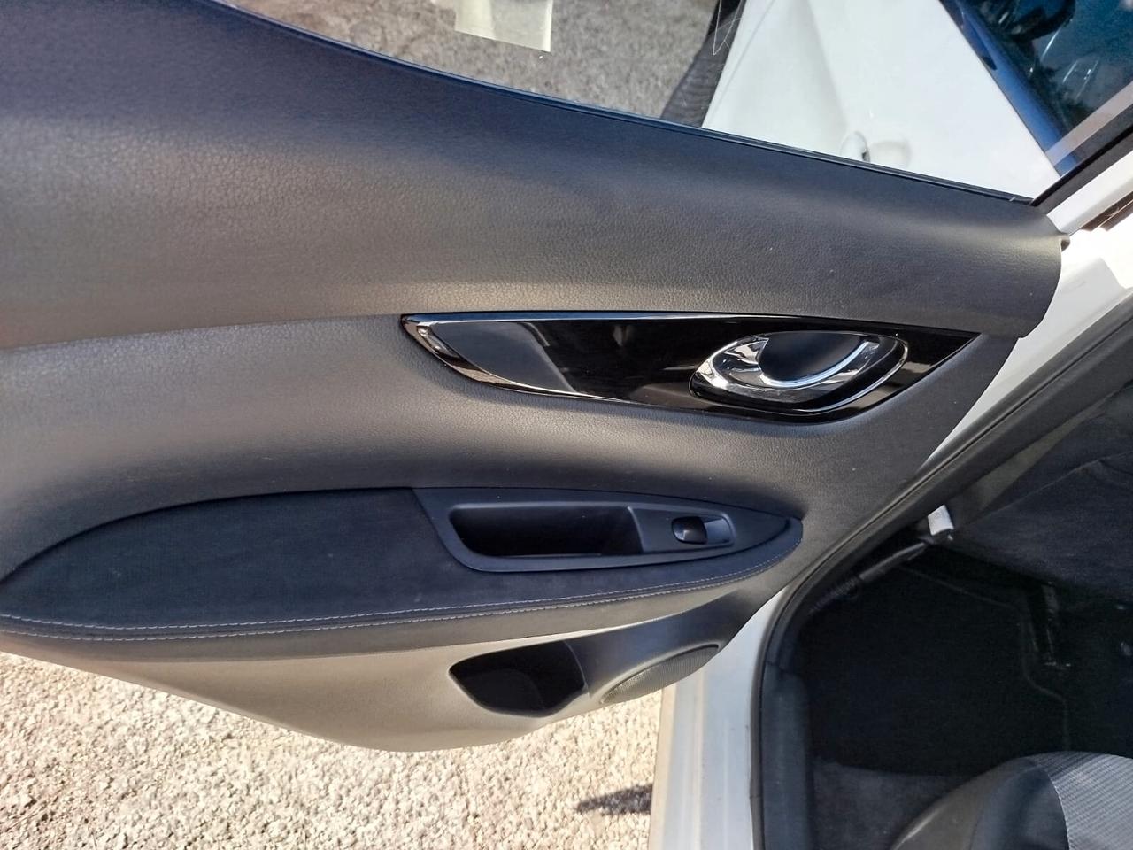 Nissan Qashqai 1.2 DIG-T Tekna