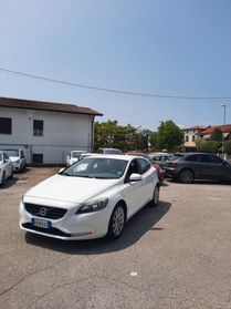 Volvo V40 D2 1.6 Momentum