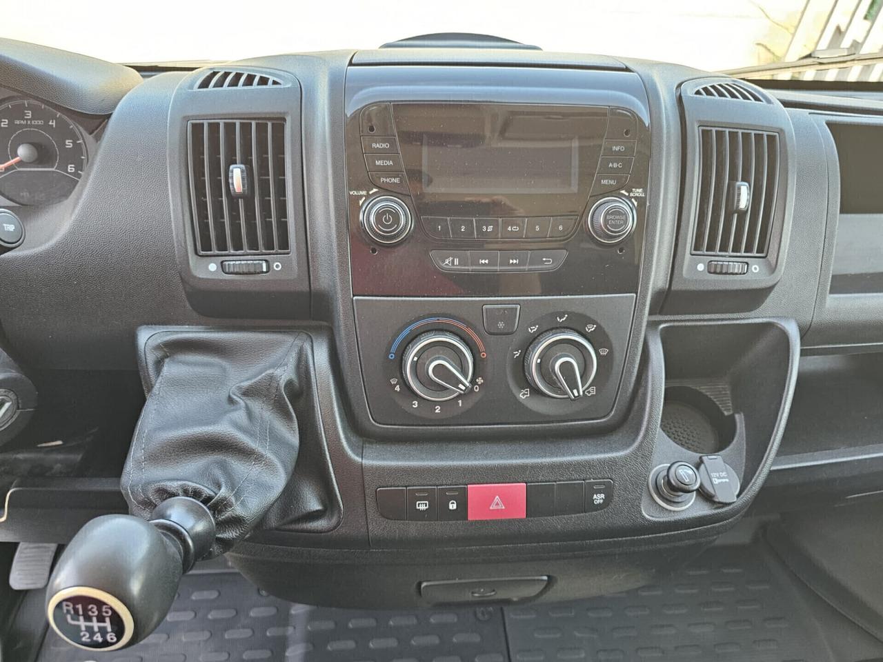 Peugeot Boxer 333 2.0 BlueHDi 130CV PM-TN