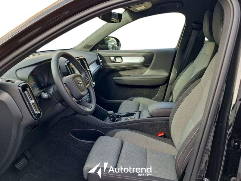 Volvo XC40 B3 163+14 CV Automatico LED Core