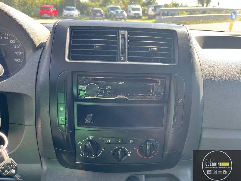 Peugeot Expert Expert 2.0 HDi 120CV L1H1 + Pianale