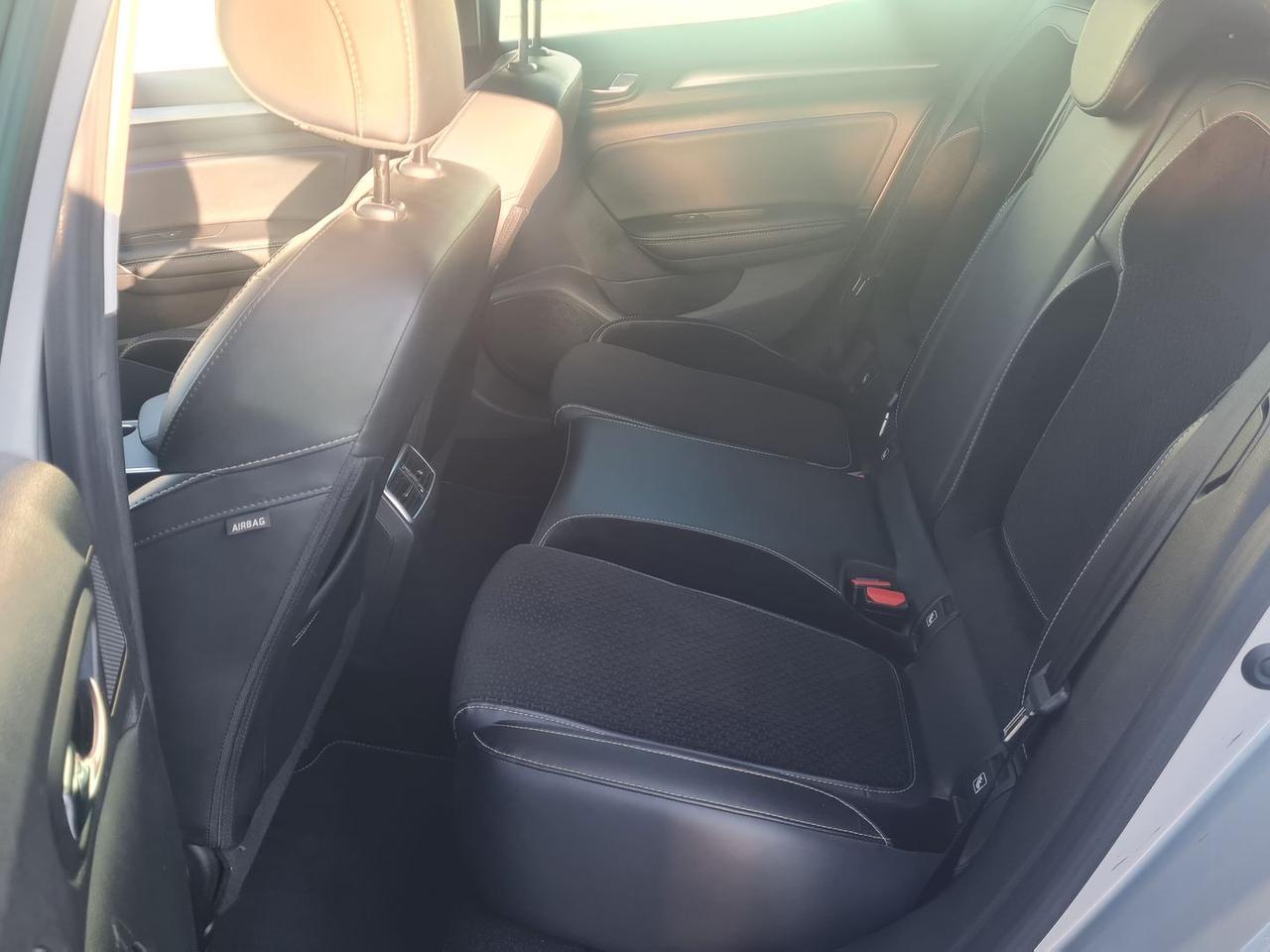 Renault Megane ENERGY dCi 110 Eco2 Bose #8422