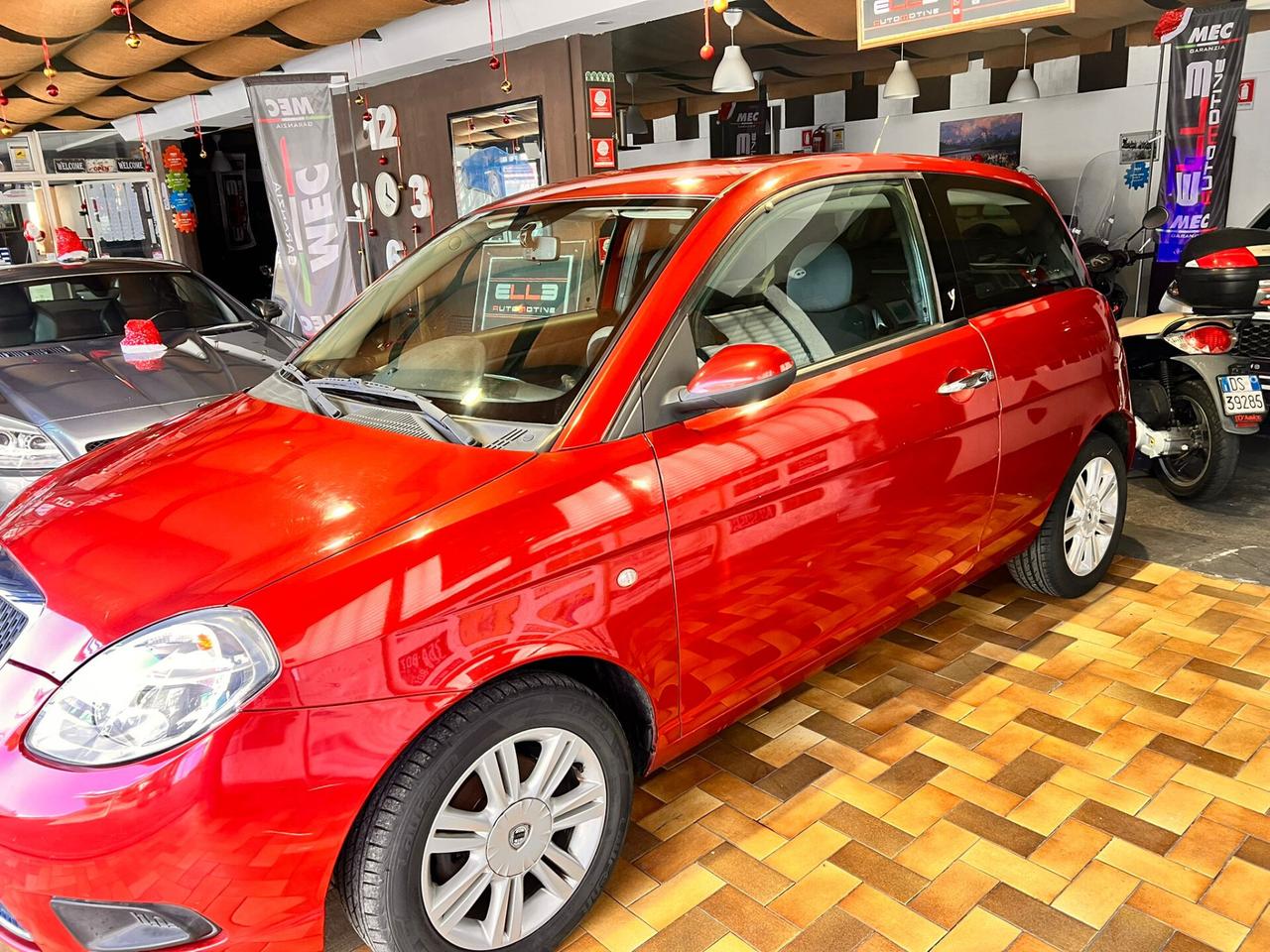 Lancia Ypsilon 1.3 MJT 75 CV