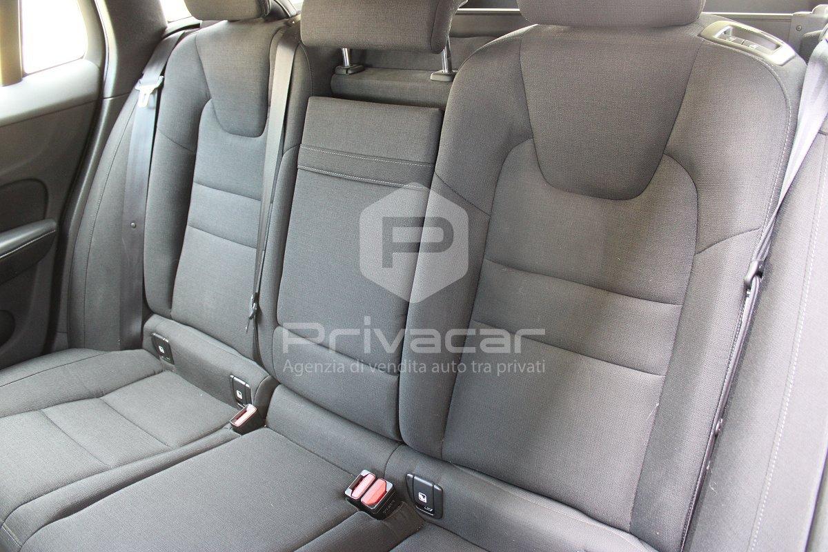 VOLVO V60 D3 Momentum
