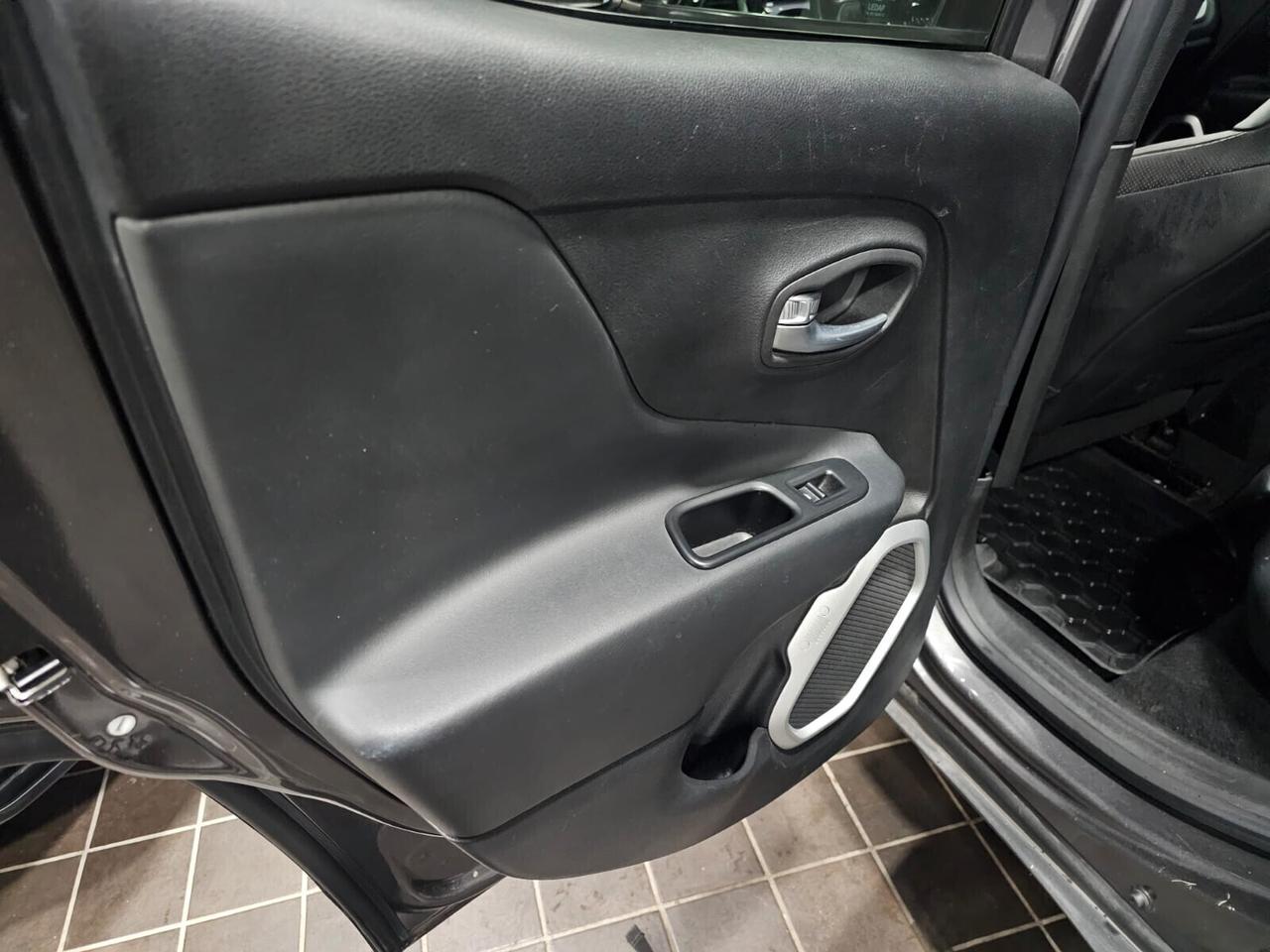 NUOVA JEEP RENEGADE LIMITED 1.6 MJT 120CV