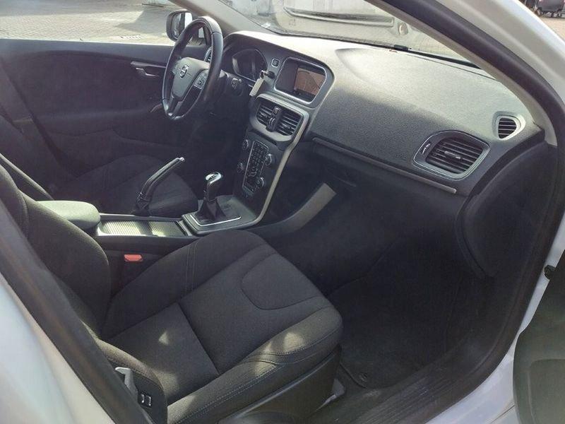 Volvo V40 II 2012 2.0 D2 Kinetic my18