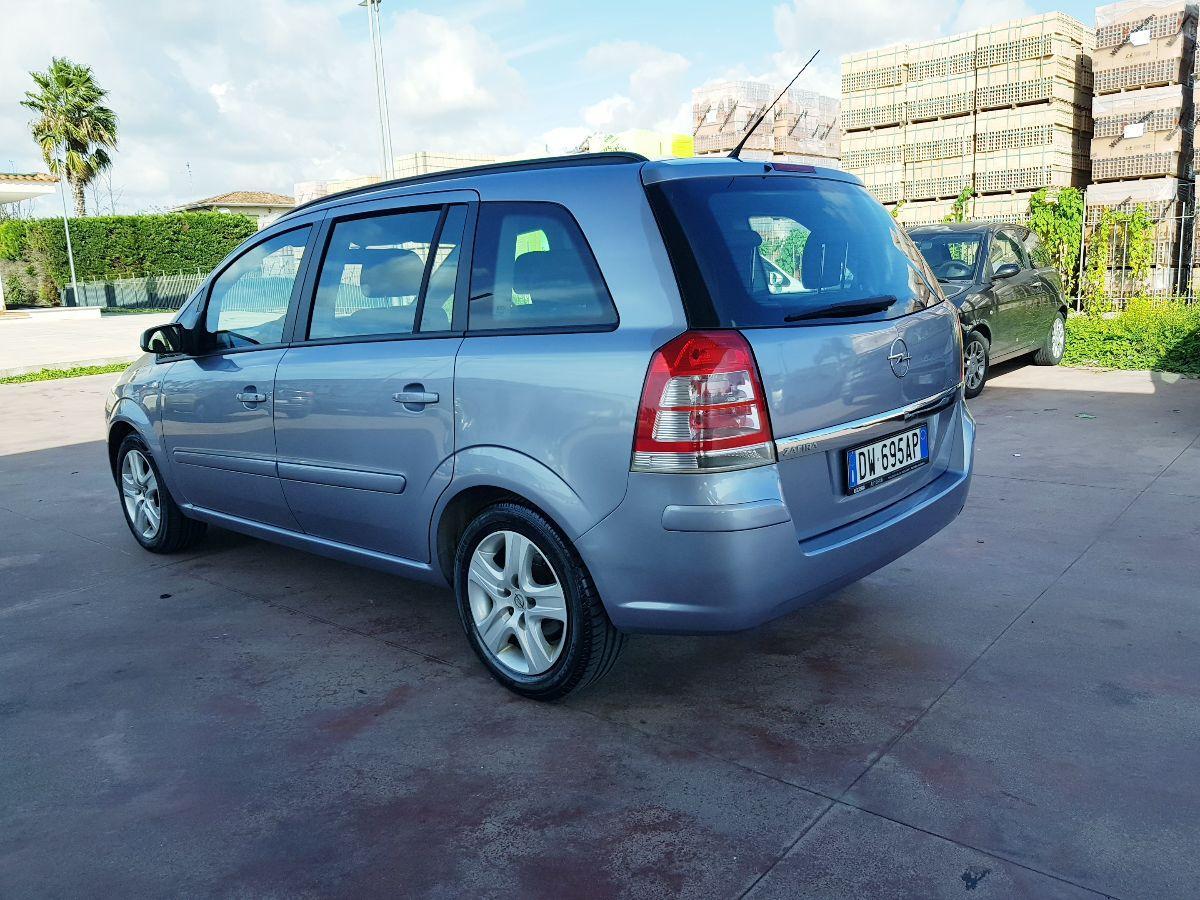 OPEL - Zafira