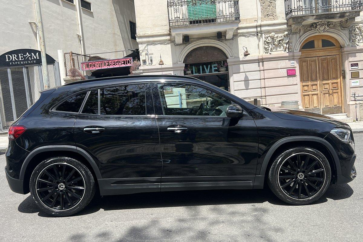 MERCEDES GLA 220 d Automatic 4Matic Premium