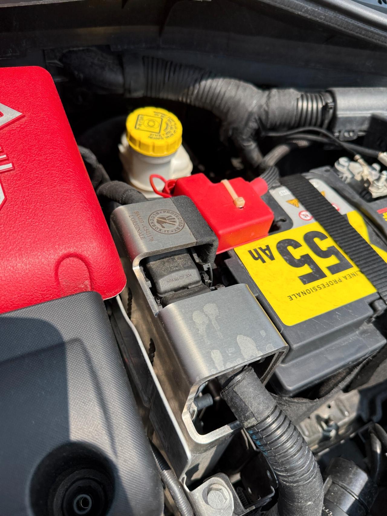 Abarth 595 C 1.4 Turbo T-Jet 180 CV Competizione Monza Performance