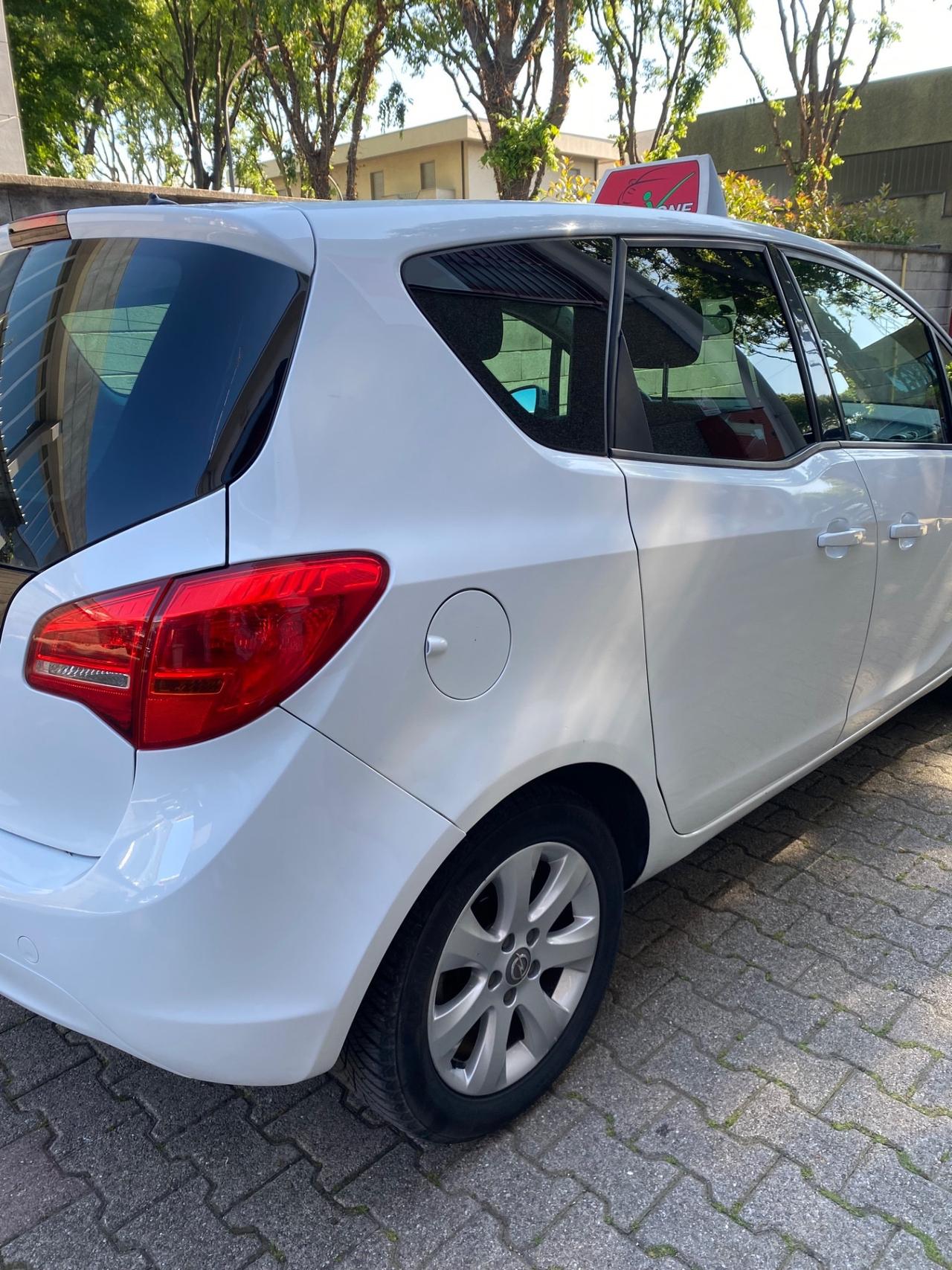 Opel Meriva 1.4 100CV Cosmo