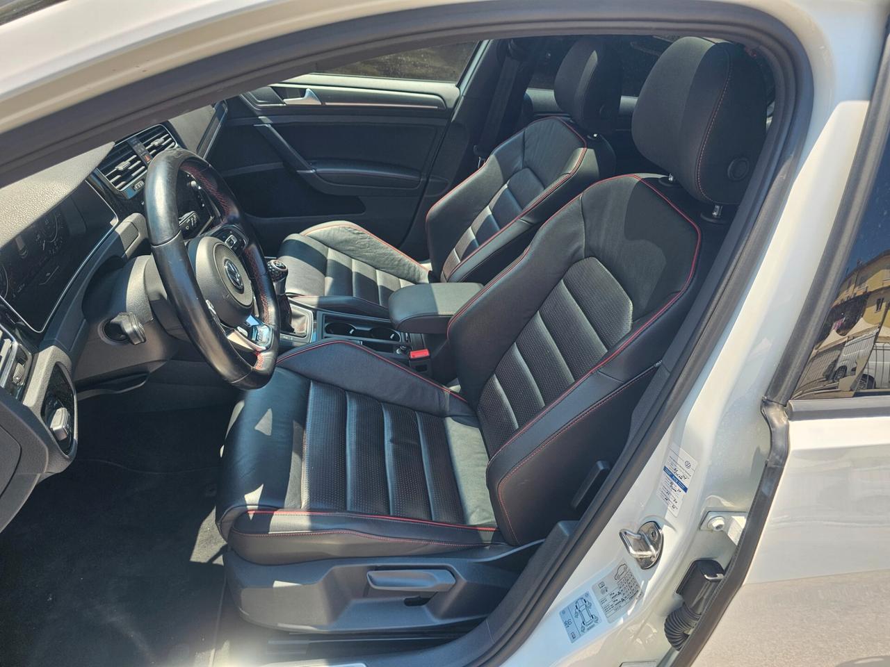 Volkswagen Golf GTI Performance 2.0 245cv/IPERSTRAFULL
