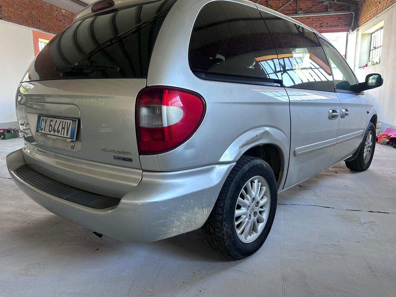 Chrysler Voyager Grand 2.8 CRD cat LX Auto