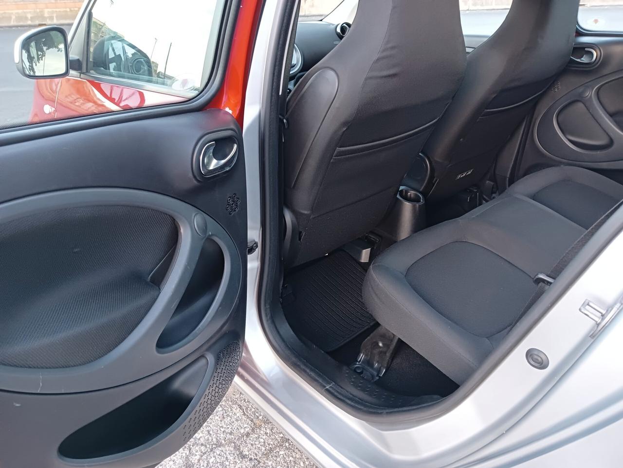 Smart ForFour 70 1.0 Passion