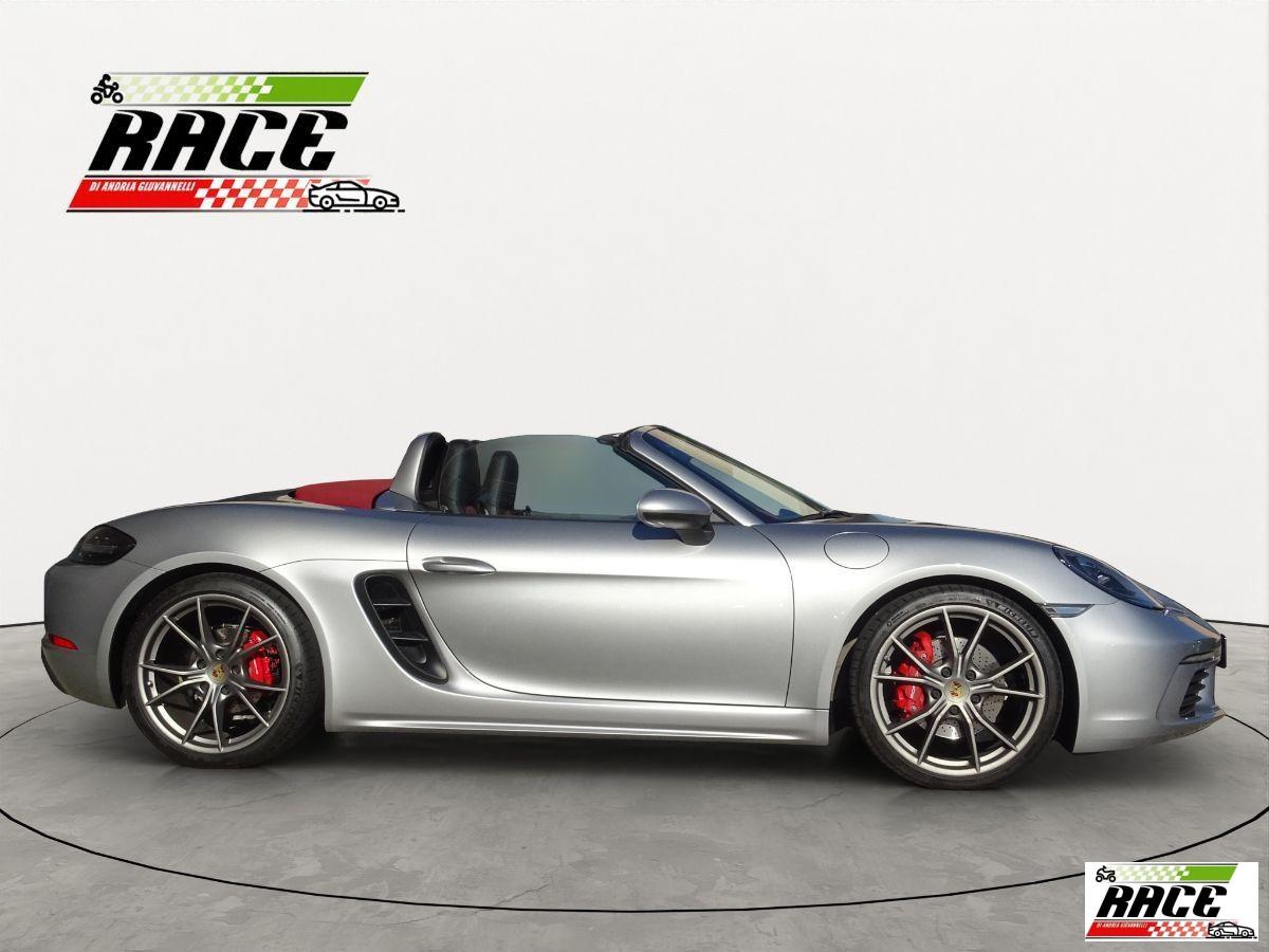 PORSCHE - 718 - Boxster S