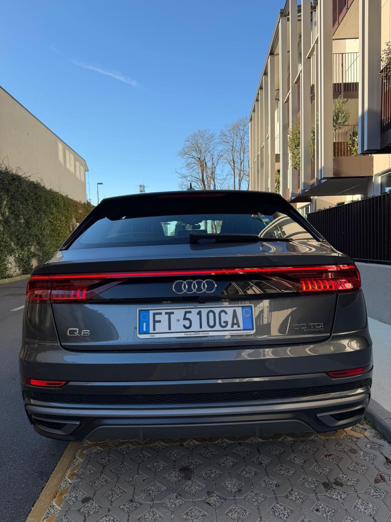 Audi Q8 45 TDI quattro tiptronic Sport