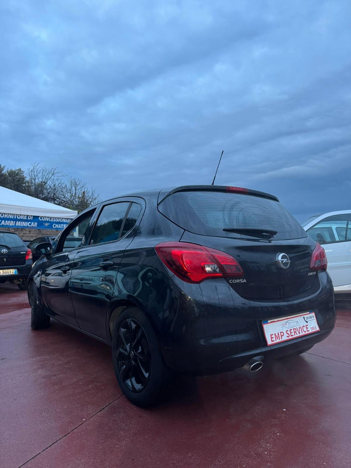 Opel Corsa 1.2 5 porte b-Color