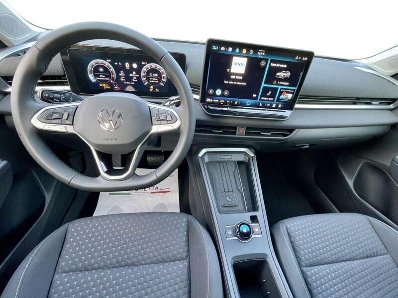 Volkswagen T-Roc 1.5 etsi Life 150cv dsg - KM0