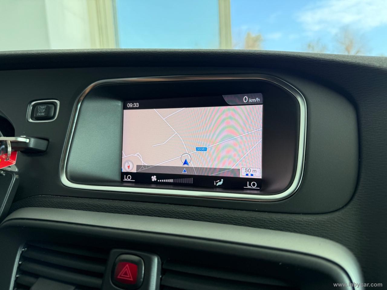 VOLVO V40 D2 Geartronic R-design