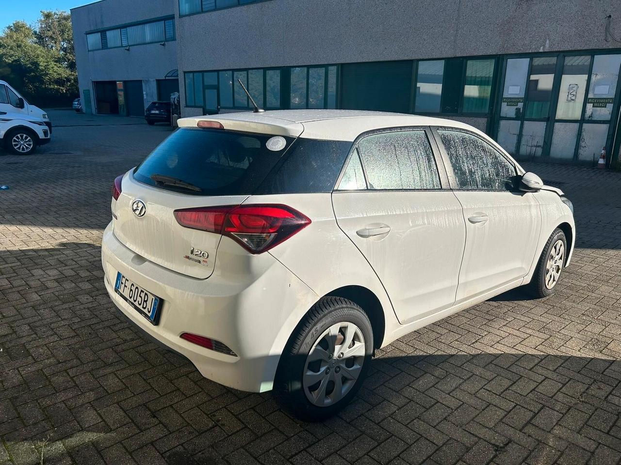 Hyundai i20 1.2 84 CV 5 porte Comfort