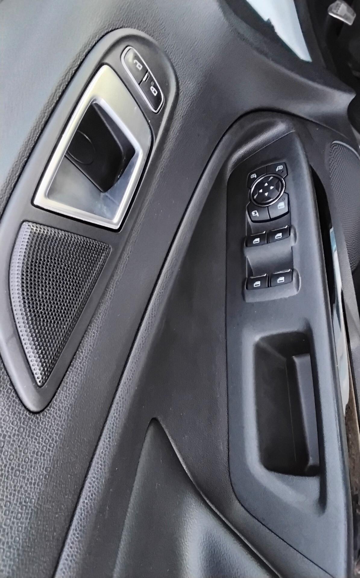 Ford EcoSport 1.0 EcoBoost 125 CV Start&Stop ST-Line Black Edition