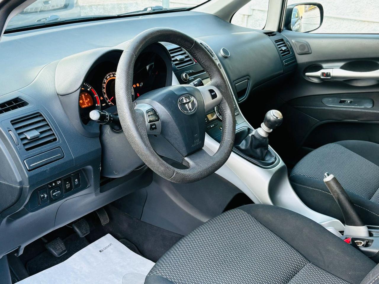Toyota Auris 5 Porte Auris 5p 1.3 dual Sol FL