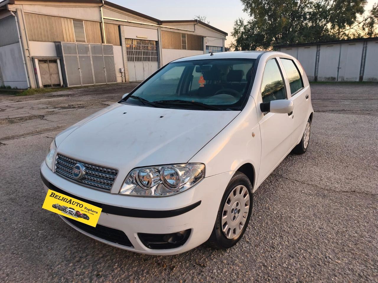 Fiat Punto 2007---1.2 Benzina Neopatentati