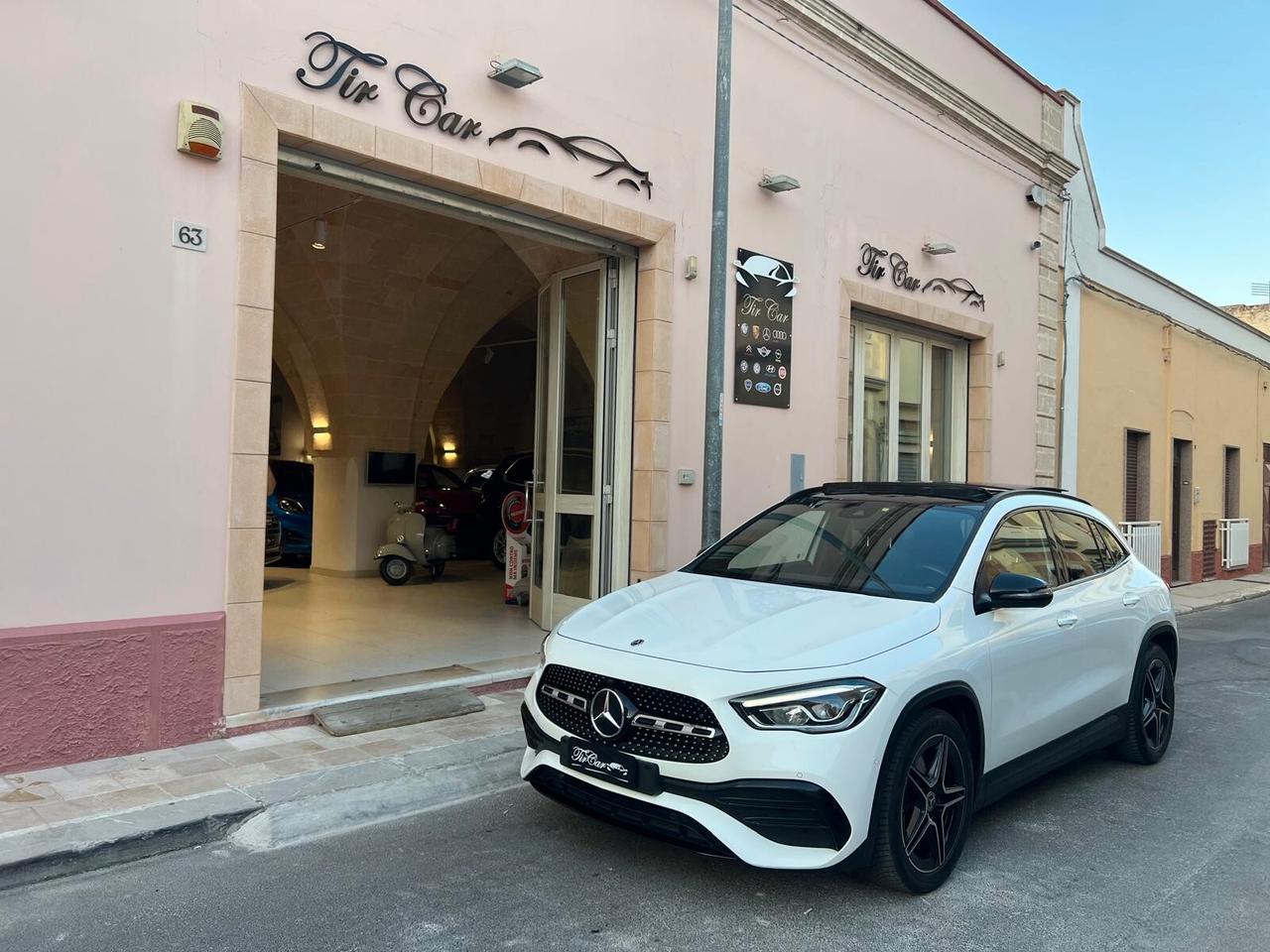 MERCEDES-BENZ GLA 200D PREMIUM 2.0 150CV TETTO NAVI CAM ANNO 2022