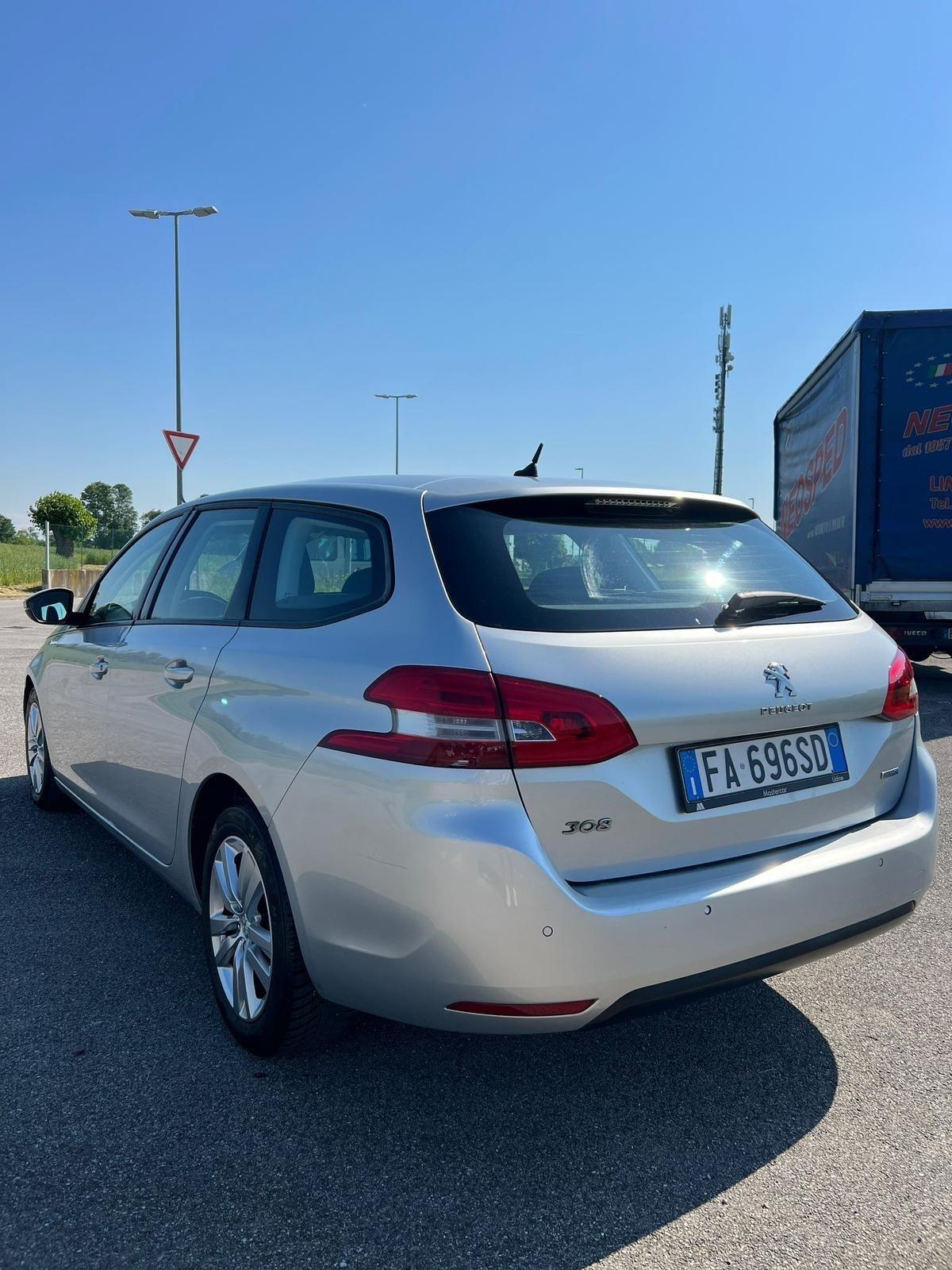 Peugeot 308 BlueHDi 150 S&S SW Business