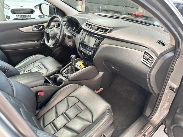 Nissan Qashqai 1.3 DIG-T 140 CV Tekna+
