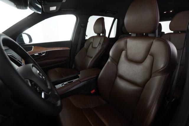 VOLVO XC90 XC90 B5 AWD Geartronic 7 posti Business Plus/Momen