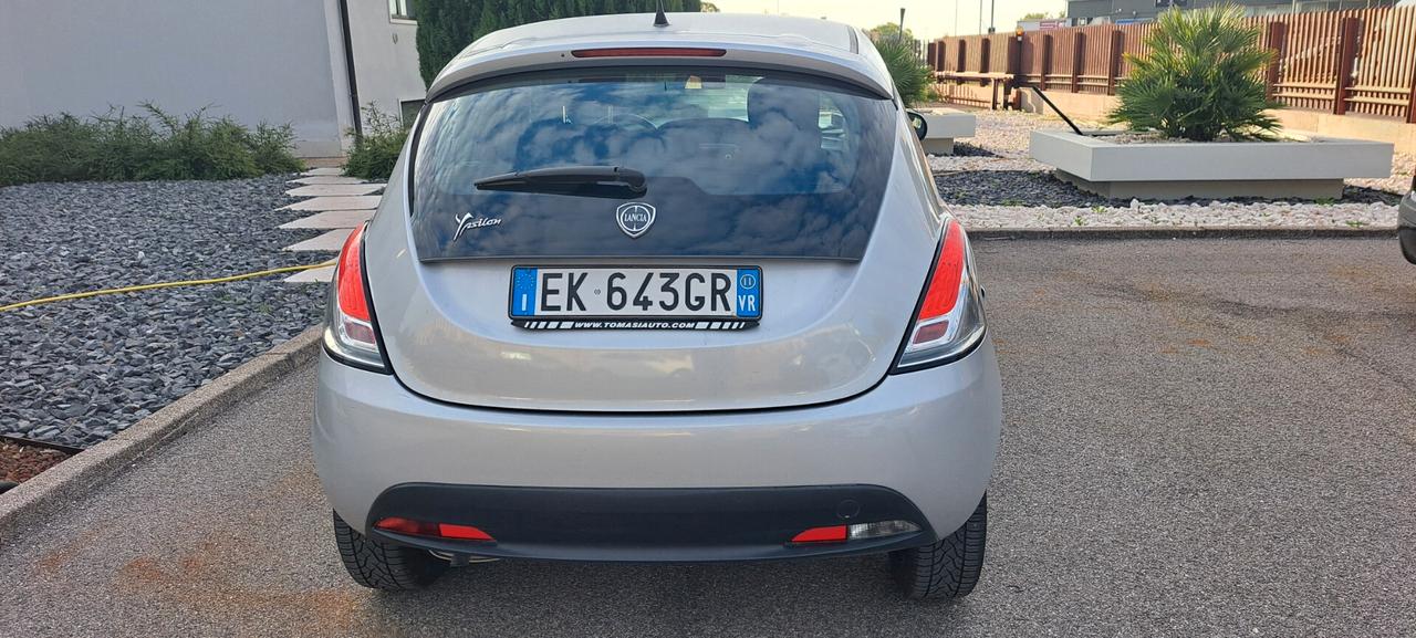 Lancia Ypsilon 1.2 69 CV 5 porte S&S Platinum