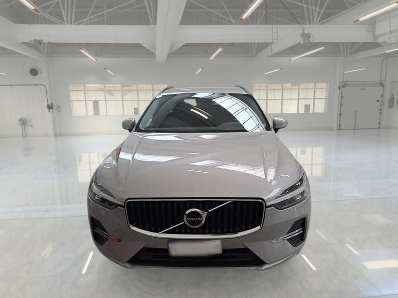 VOLVO XC60 B4 D AWD AUTOMATICO CORE SUV