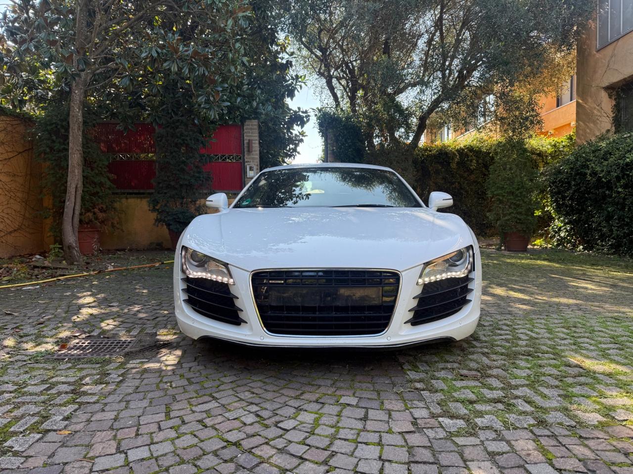 Audi R8 4.2 V8 FSI quattro
