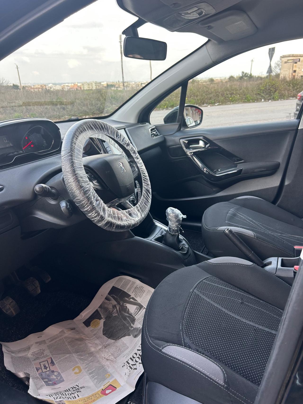 Peugeot 208 1.4 HDi 68 CV 3 porte Allure